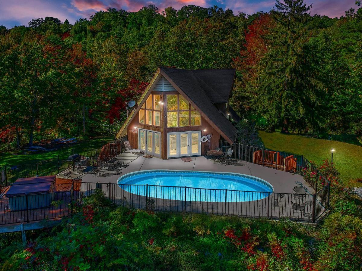 Smokystays Private Pool Chalet Gatlinburg Exterior foto