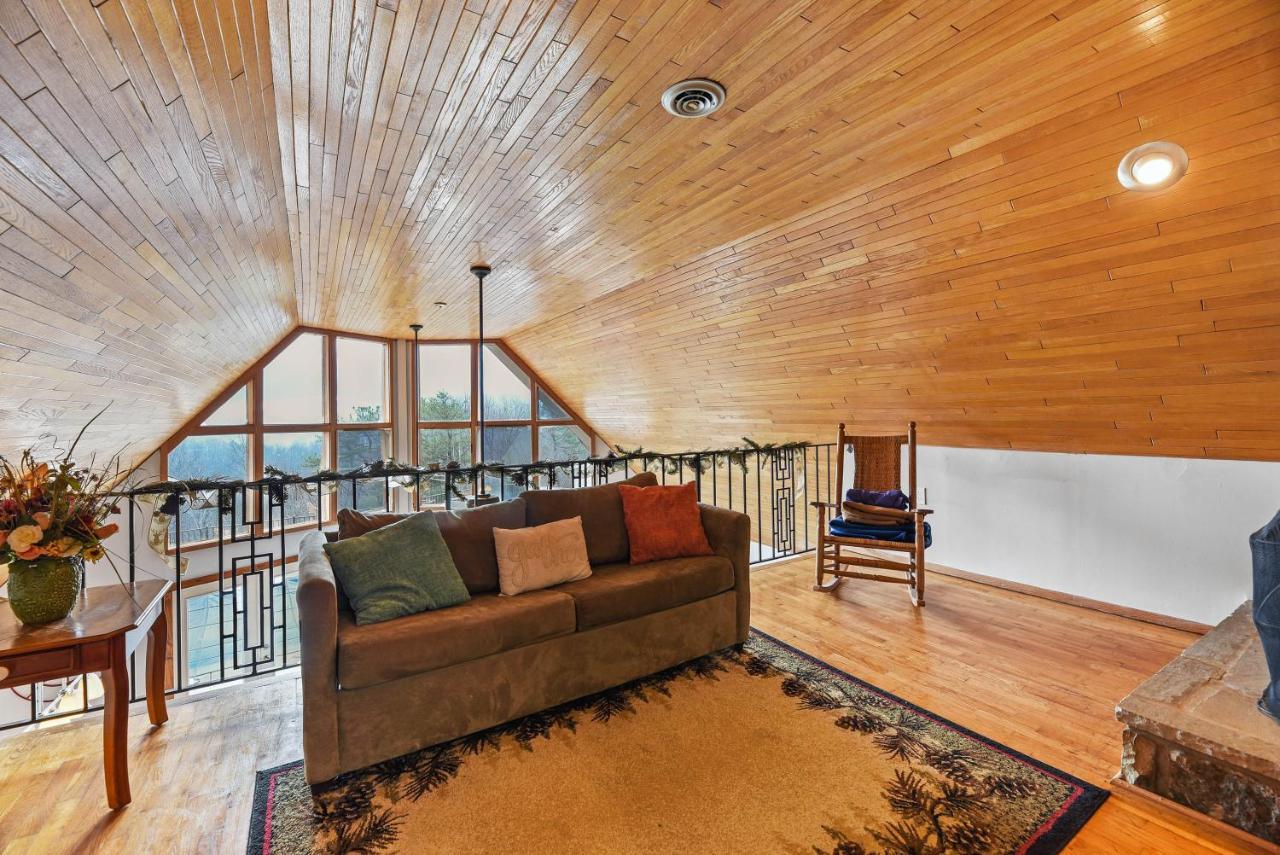 Smokystays Private Pool Chalet Gatlinburg Exterior foto