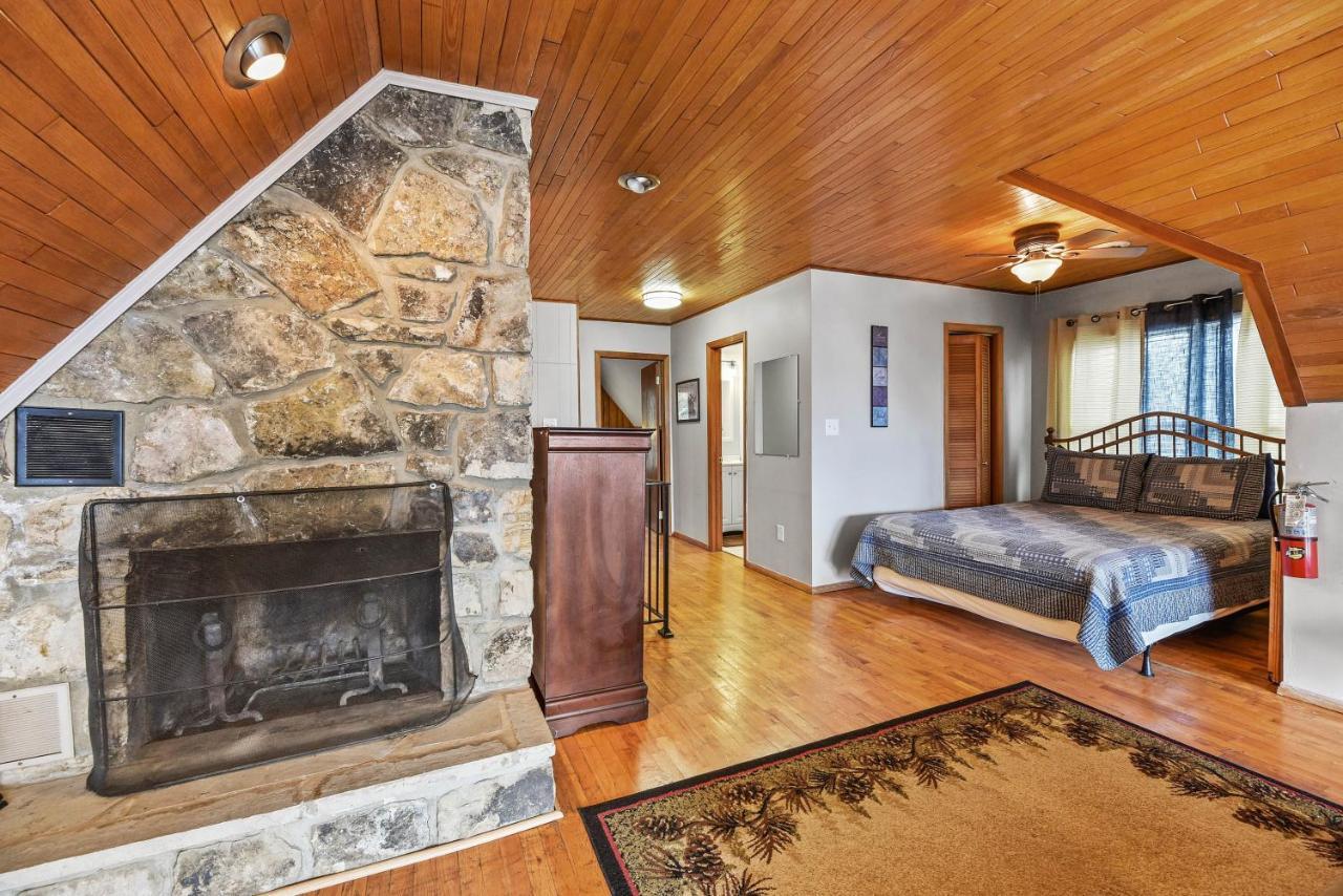 Smokystays Private Pool Chalet Gatlinburg Exterior foto